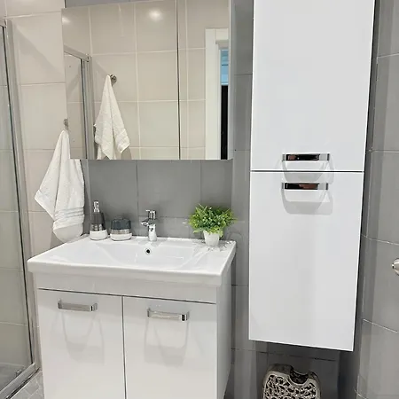 Heart Of The - Zey Apartment