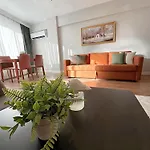 Apartment Heart Of The - Zey